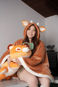 Load image into Gallery viewer, DeerCat Cozy Cape